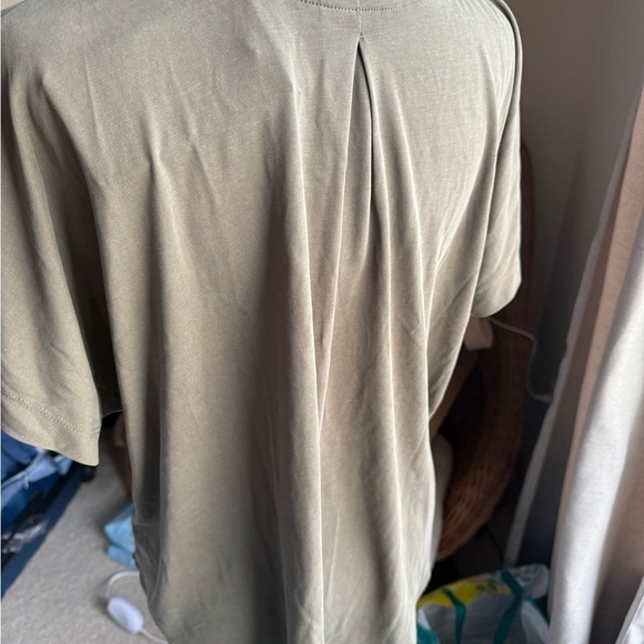 Evereve Green Modal Blouse Relaxed Fit - Picture 2 of 4